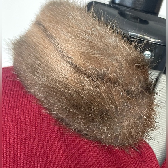 Urchin Silk&Cashmere Short Sleeve Sweater w/Faux Fur Collar, cranberry, S - Picture 8 of 12